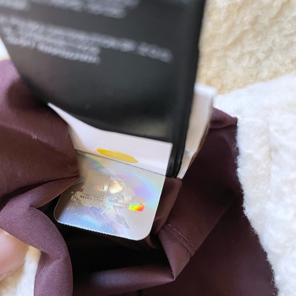 The North Face Women’s Cuchillo Reversible Root Brown Vest - Picture 9 of 9